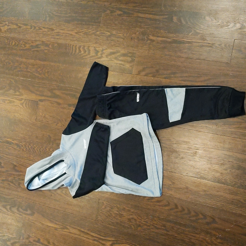 Hind tracksuit boys small